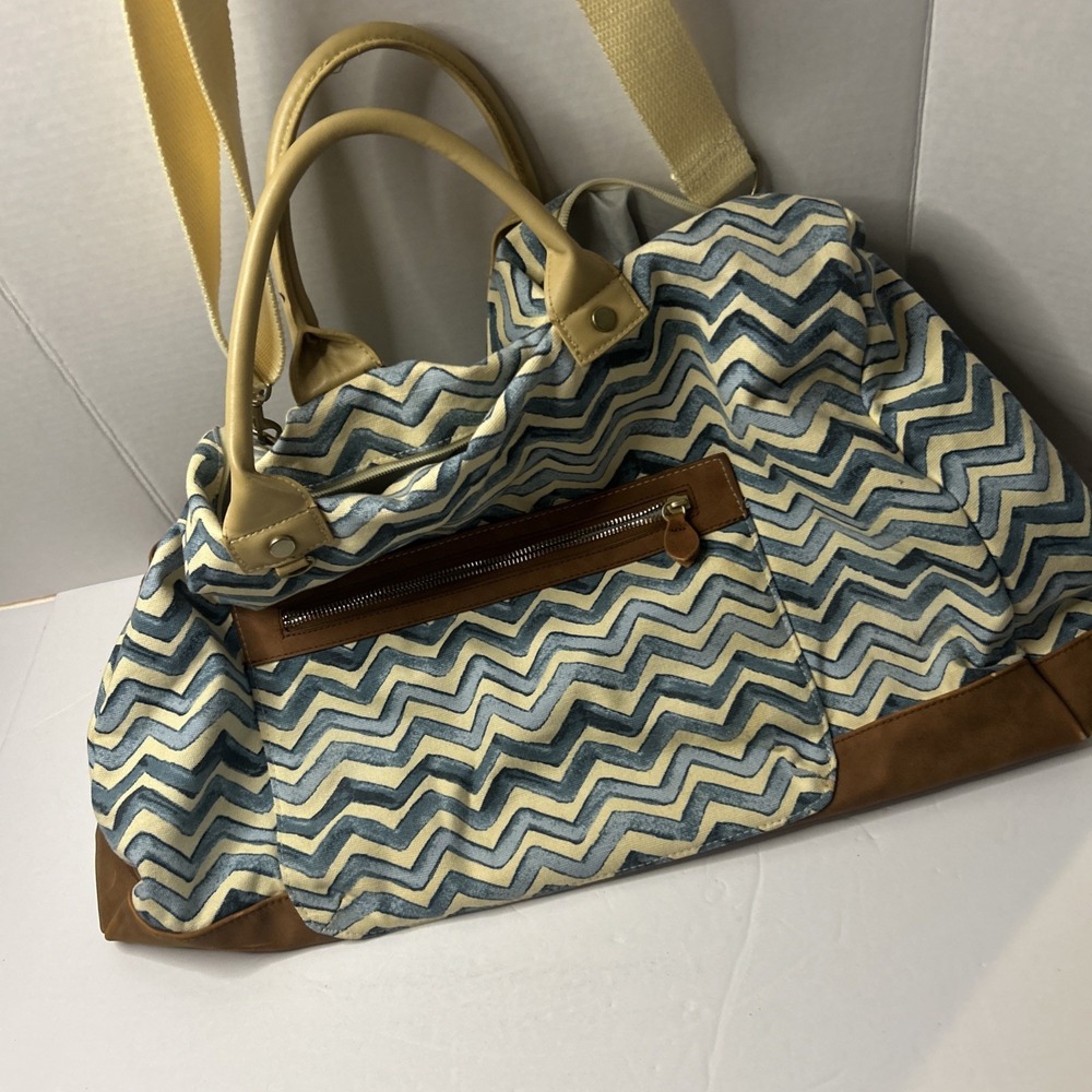 Large Mossimo Supply‎ Co Chevron Tote Beach bag